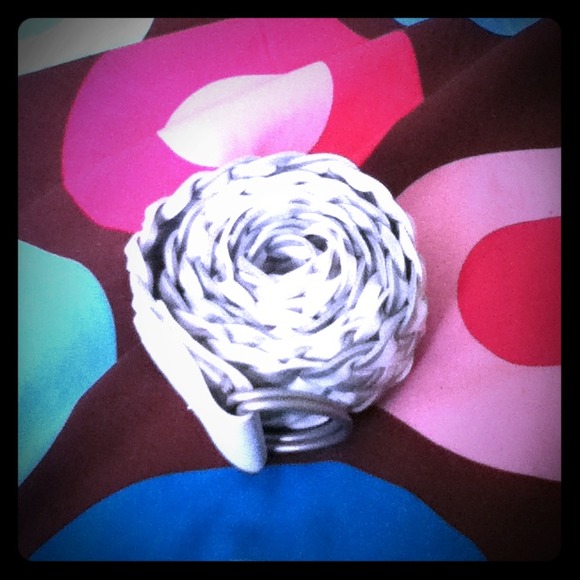 White and silver weaves belt