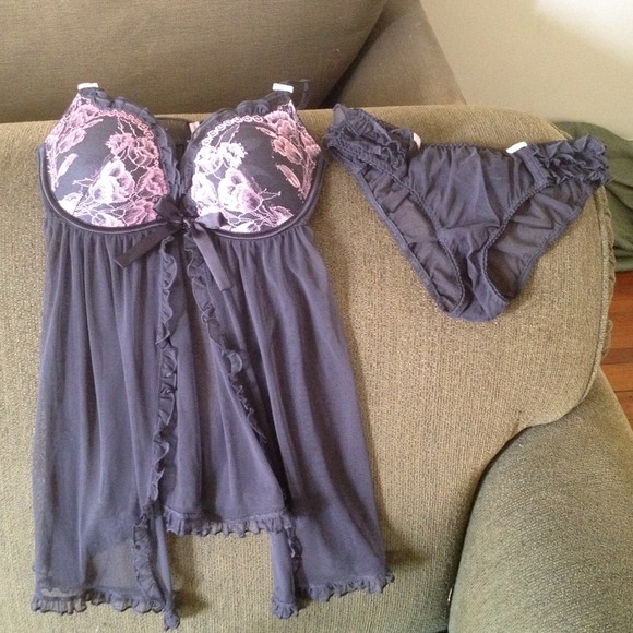 Flyaway baby doll with matching panties