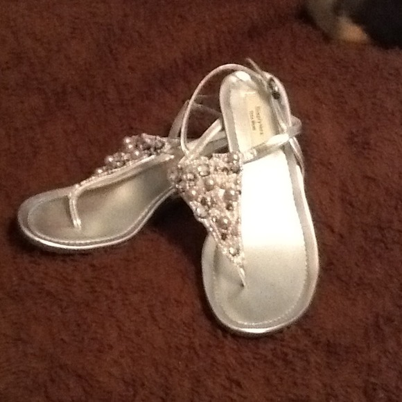Simply Vera silver sandals.