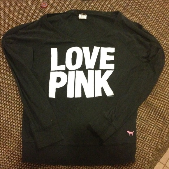 🔴SOLD🔴Victorias Secret love pink Tshirt
