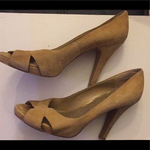 Good condition nude suede peep toe pumps