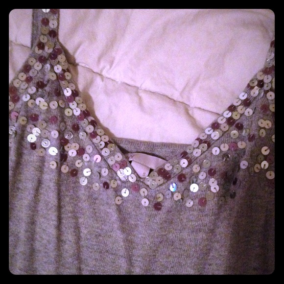 ❌❌sold❌❌💋adorable sequin top!!