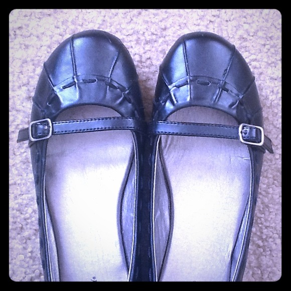 🎈🎈SOLD Black Flats