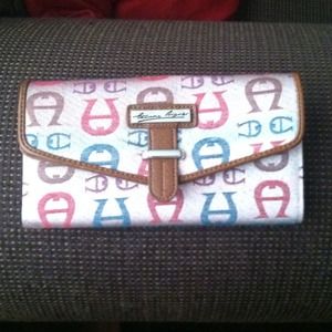 NEW Etienne Aigner wallet
