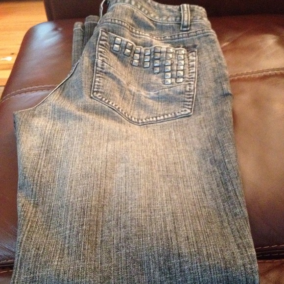 DKNY Jeans