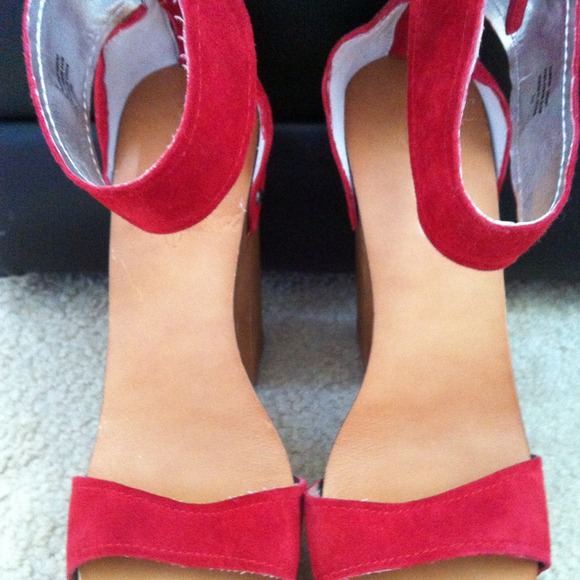 Bebe Cute and Casual