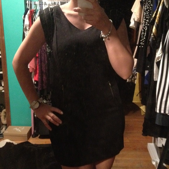 Black zipper body fitting dress