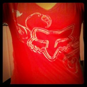Pink Fox Racing t-shirt.