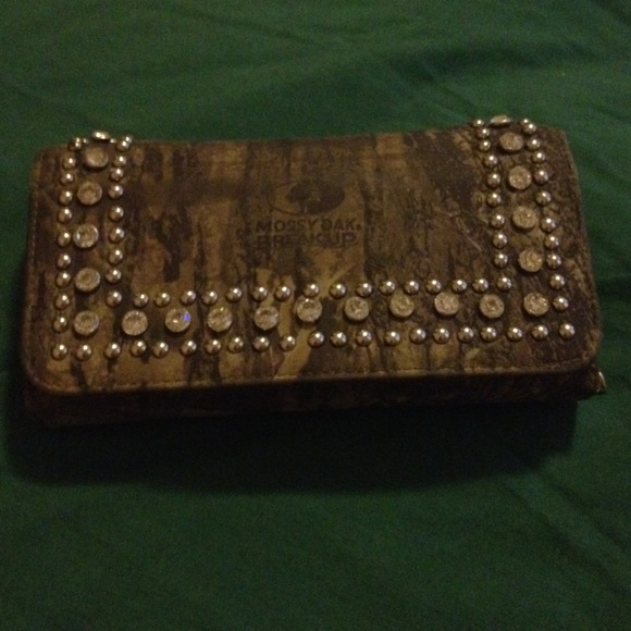 Mossy Oak breakup wallet
