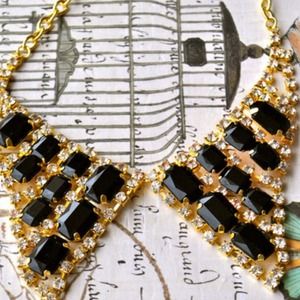 Jewelry - A Night of Surprise Bib Collar Necklace Jewelry - A Night of Surprise Bib Collar Necklace