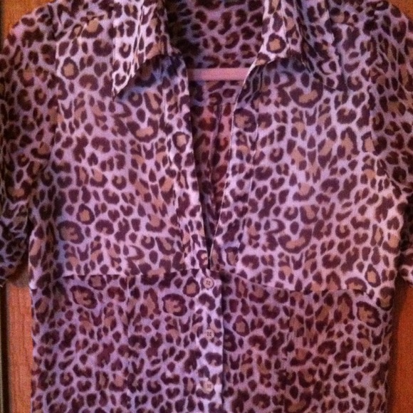 BCBG Maxazria leopard blouse Size M - Picture 2 of 3