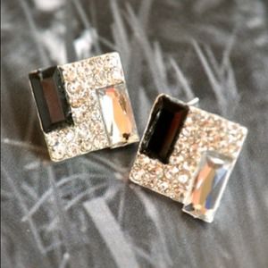 Jewelry - My Desires Earring Jewelry - My Desires Earring
