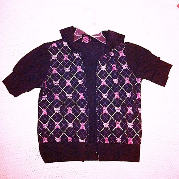 Short sleeved jacket