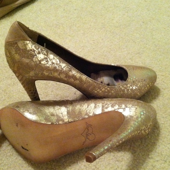 ✨AUTHENTIC✨Sam Edelman shimmer snake print heels - Picture 4 of 4
