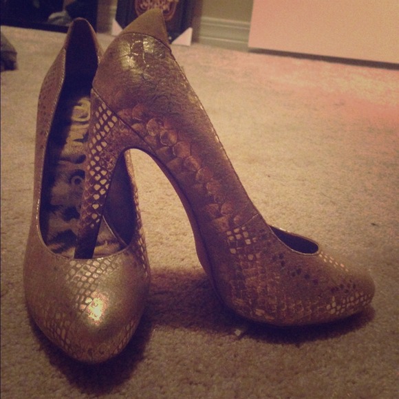 ✨AUTHENTIC✨Sam Edelman shimmer snake print heels - Picture 1 of 4