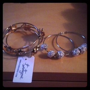 Earrings and forever 21 braclet