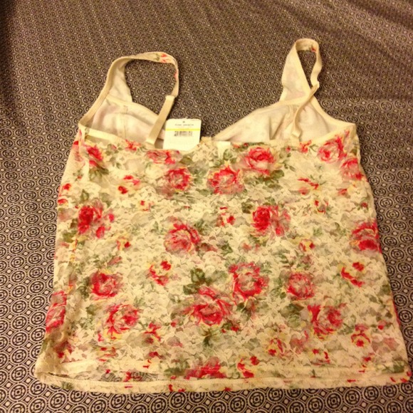 💢SOLD 💢BNWT free people lace cami - Picture 2 of 3