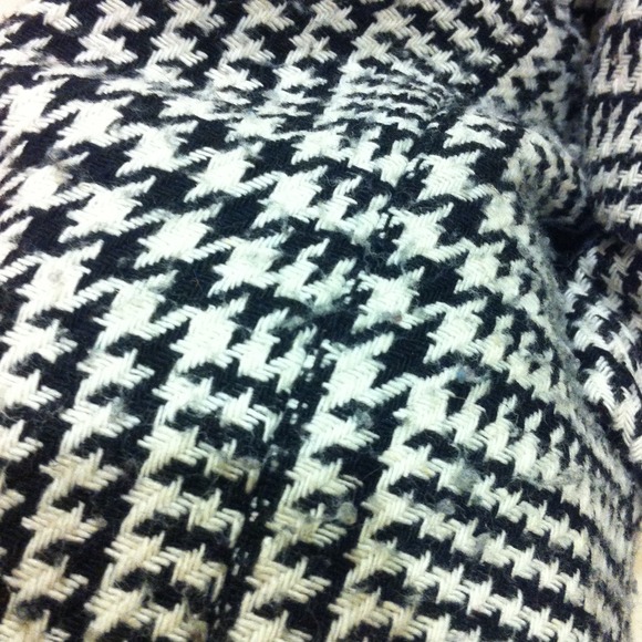 SOLD!!! Houndstooth jacket - Picture 3 of 3