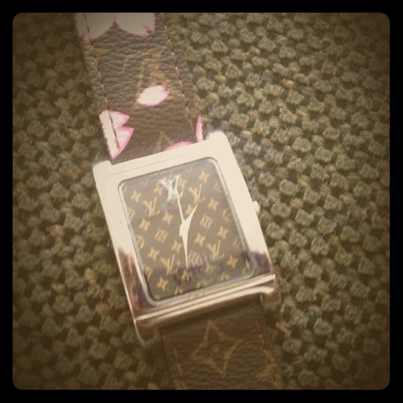 Official Louis Vuitton watch