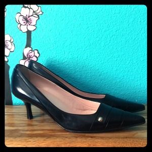 CHANEL Shoes - Classic Black Chanel pumps CHANEL Shoes - Classic Black Chanel pumps