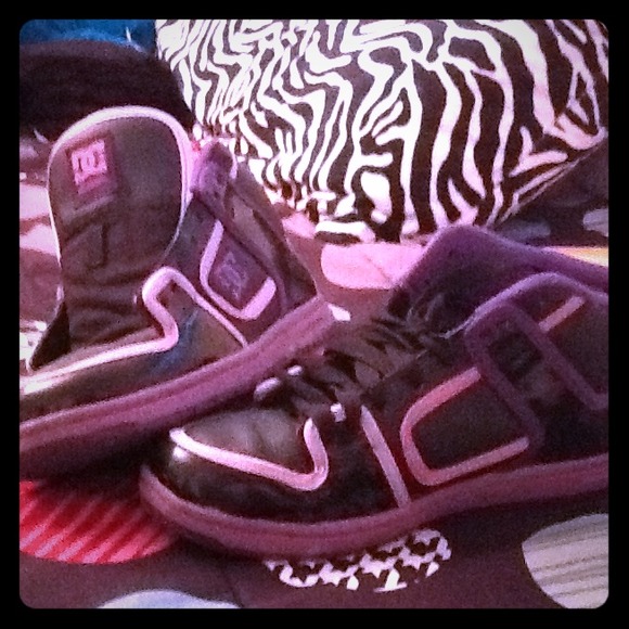 DC Shoes (: