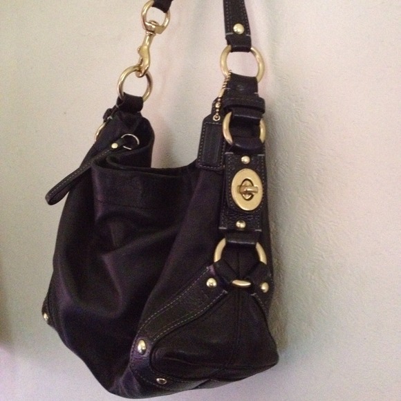 Authentic Coach Carly black leather purse