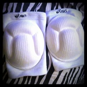 Asic volleyball kneepads