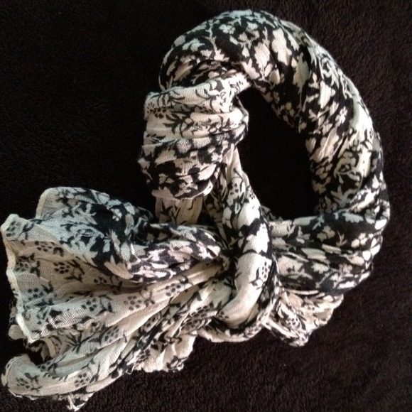 Black and white flower patterned scarf