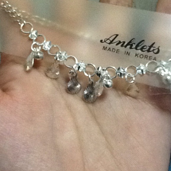 TEMP. SOLD OUT Lightweight silver Anklet! REDUCED! - Picture 3 of 3