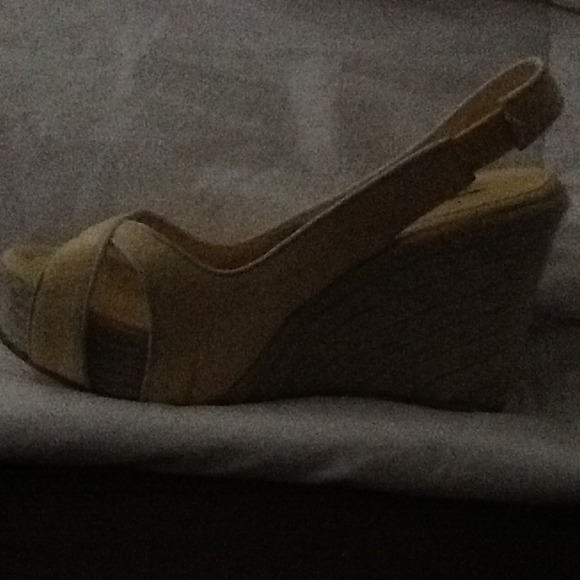 Steve Madden yellow canvas espadrilles