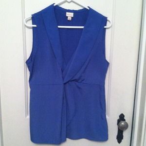 Beautiful blue sleeveless top