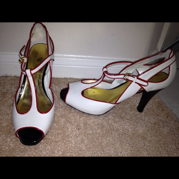 T-strap cream, red, and black pumps - Picture 2 of 4