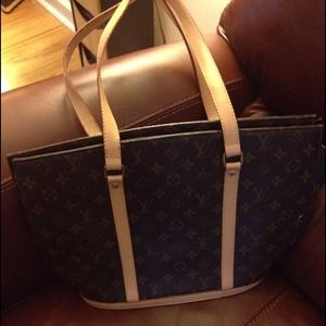 LV Tote Bag