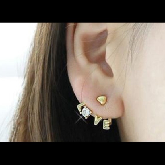 Jewelry - Love Earrings