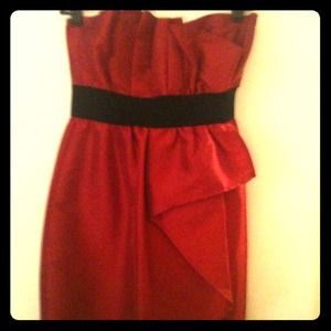 FINAL REDUCTION Red and black dress