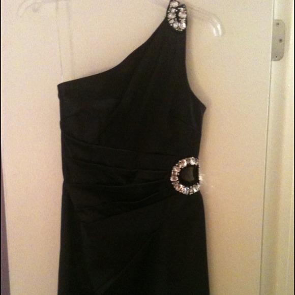 FINAL REDUCTION Black one shoulder dress
