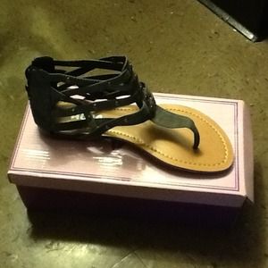 Band New Pulse cross cross thong flat sandal