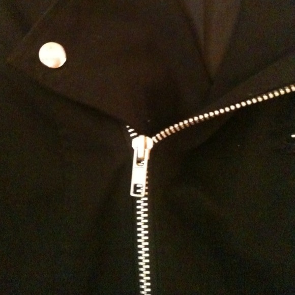 H&M black jacket - Picture 2 of 2