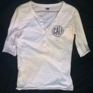 White hollister shirt