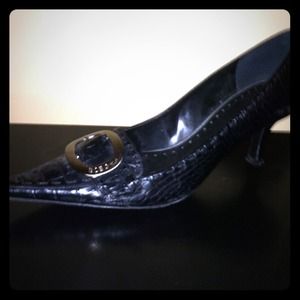 BCBG pumps reduced price