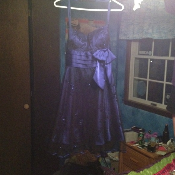 Blue short sparkly dress - Picture 1 of 3