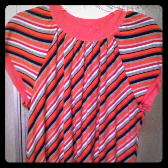 BCBG knit top
