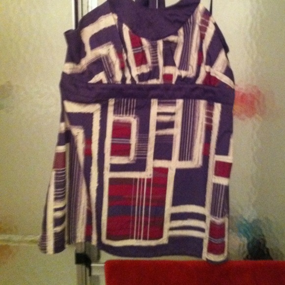 BCBG halter top - Picture 2 of 2