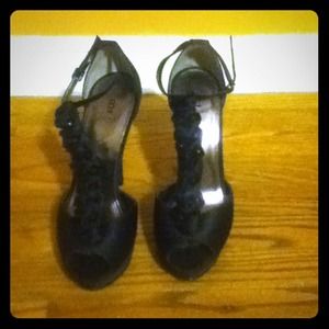 Black Ruffeld Peep Toe Heels