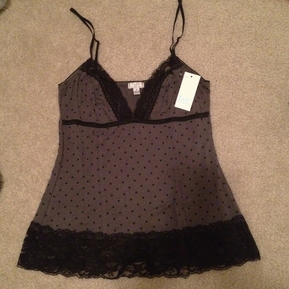 🎉 NWT Tart top - Picture 1 of 1