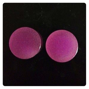 5/8 light purple plugs