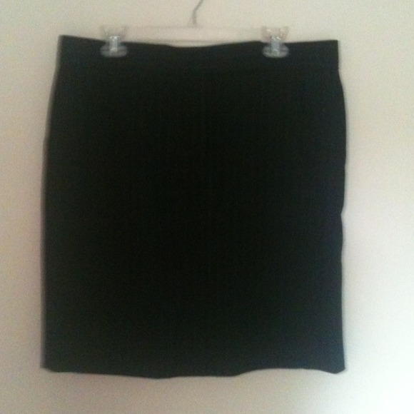 SOLD IN BUNDLE-J. Crew wool skirt - Picture 1 of 3