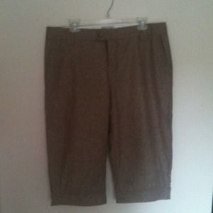 HOLDBanana Republic wool capri$20