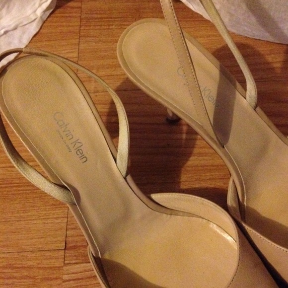 Calvin Klein pumps - Picture 4 of 4