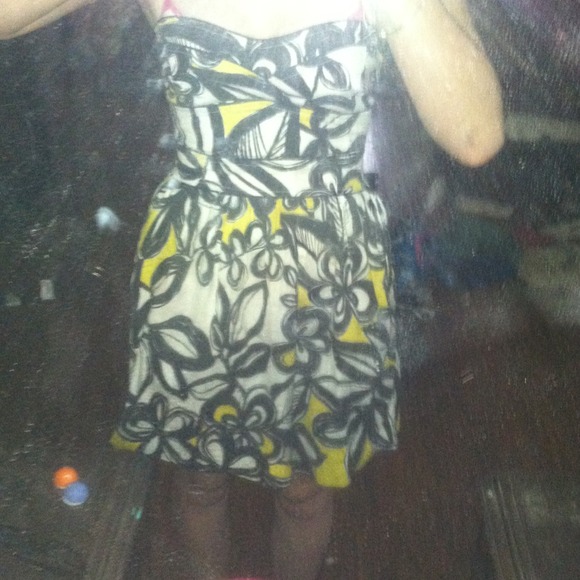 Lucy love floral strapless dress